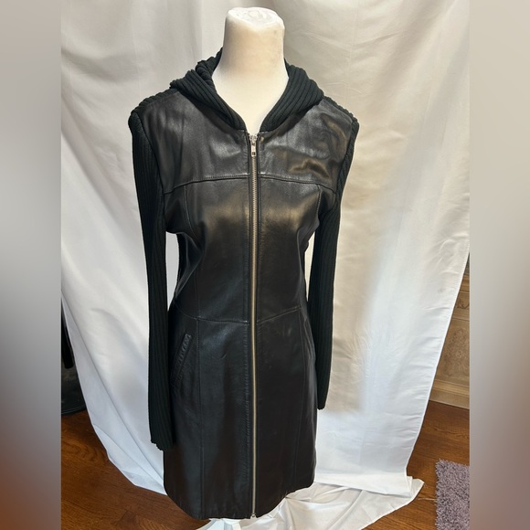 Beautiful gently used INC black leather sweater with a hood and zipper size L - Picture 2 of 13